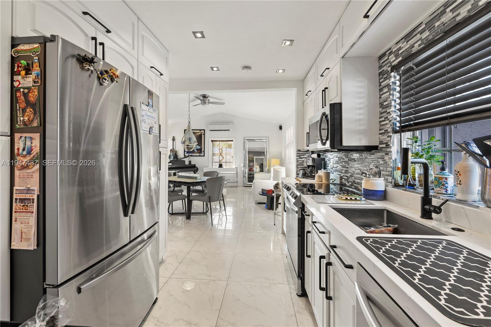 117 SW 6th St Hallandale Beach, FL 33009