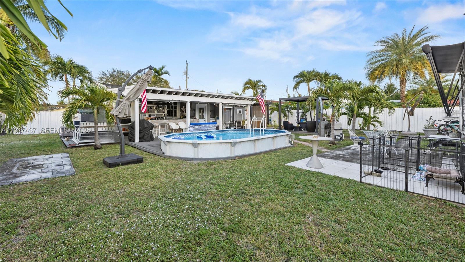 117 SW 6th St Hallandale Beach, FL 33009