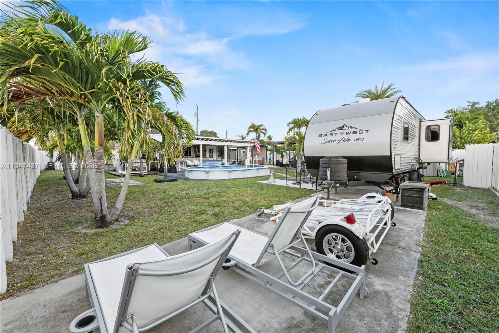 117 SW 6th St Hallandale Beach, FL 33009