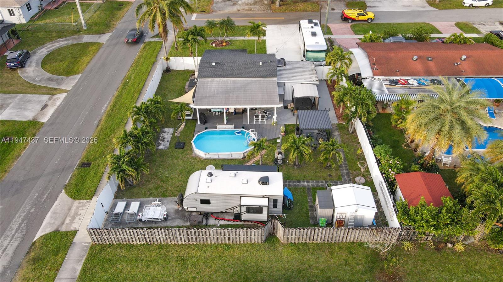 117 SW 6th St Hallandale Beach, FL 33009