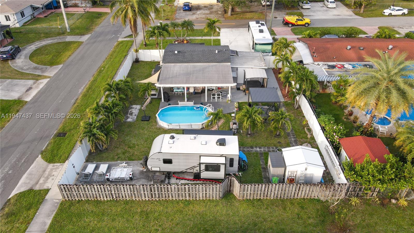 117 SW 6th St Hallandale Beach, FL 33009