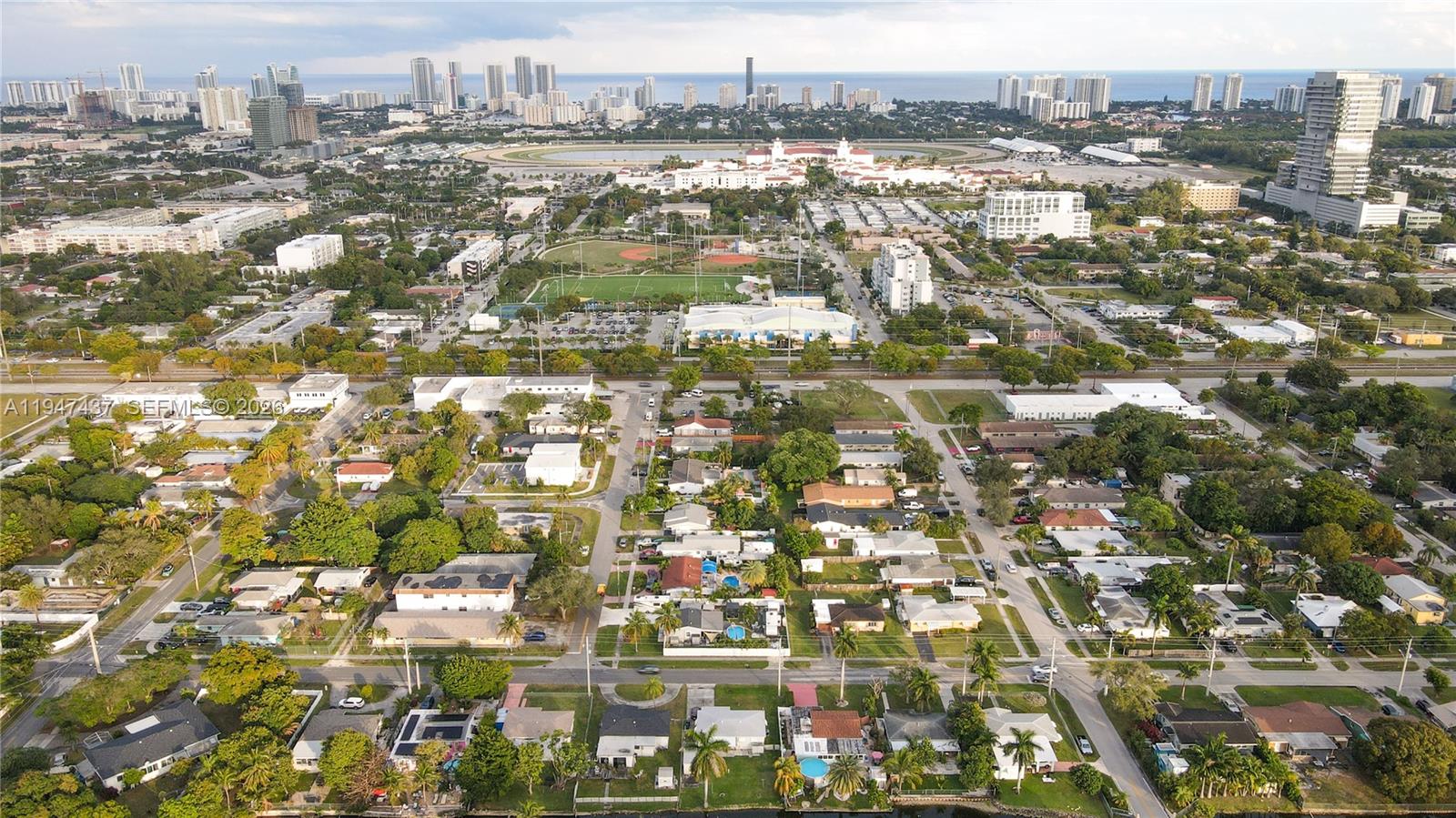 117 SW 6th St Hallandale Beach, FL 33009