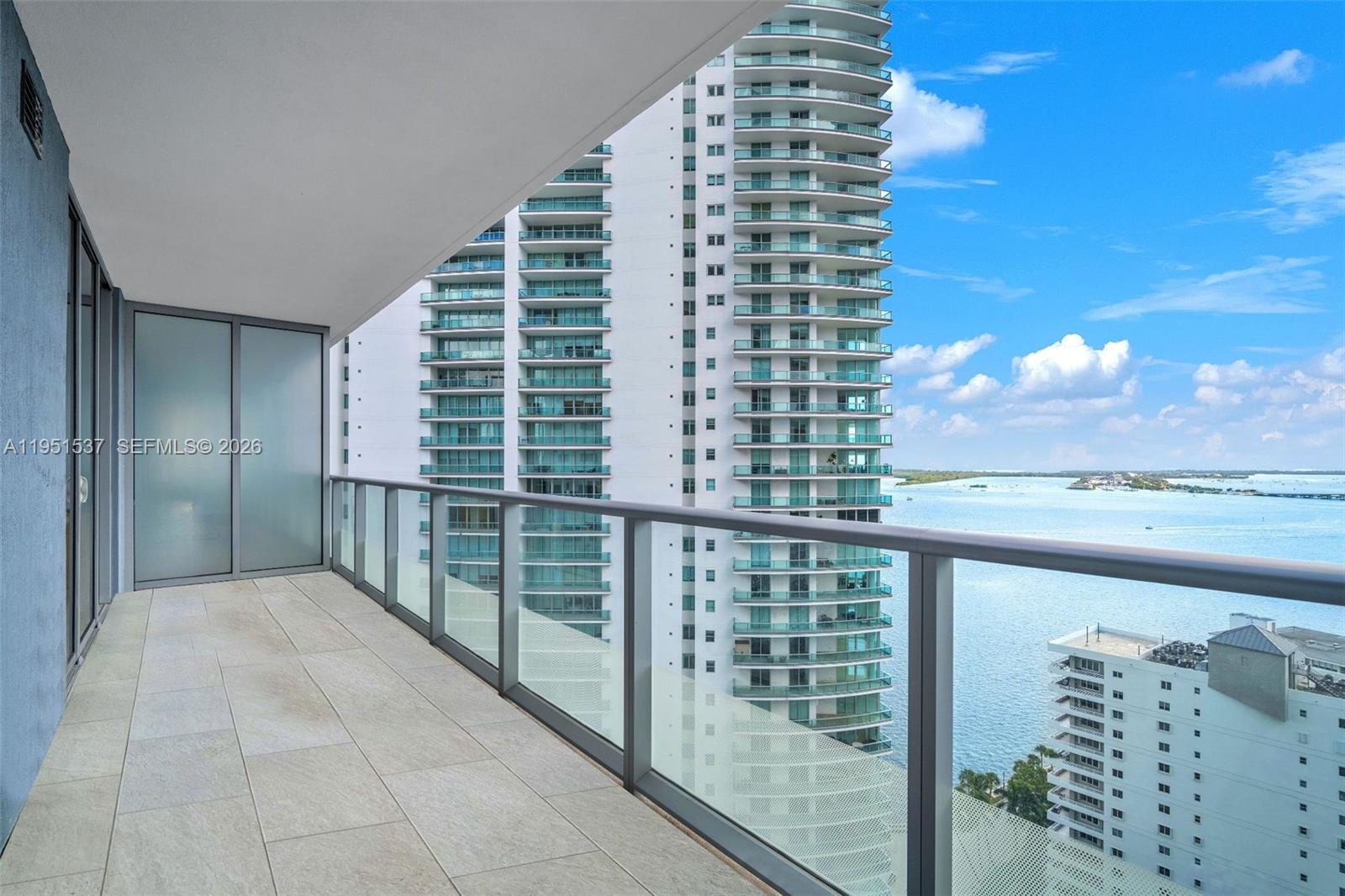 1300 Brickell Bay Dr #2507 Miami, FL 33131