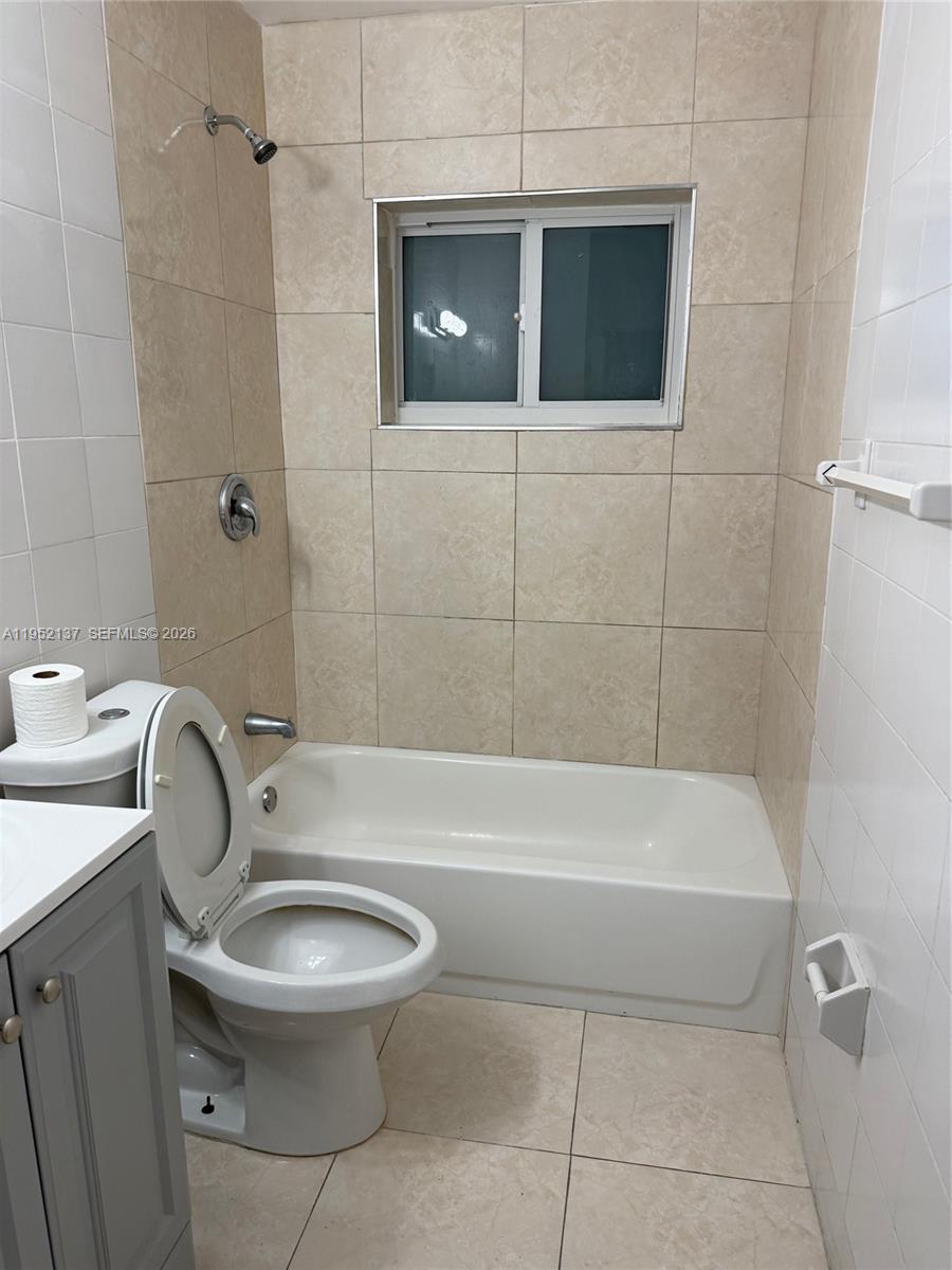 15860 SW 102th Pl Miami, FL 33157