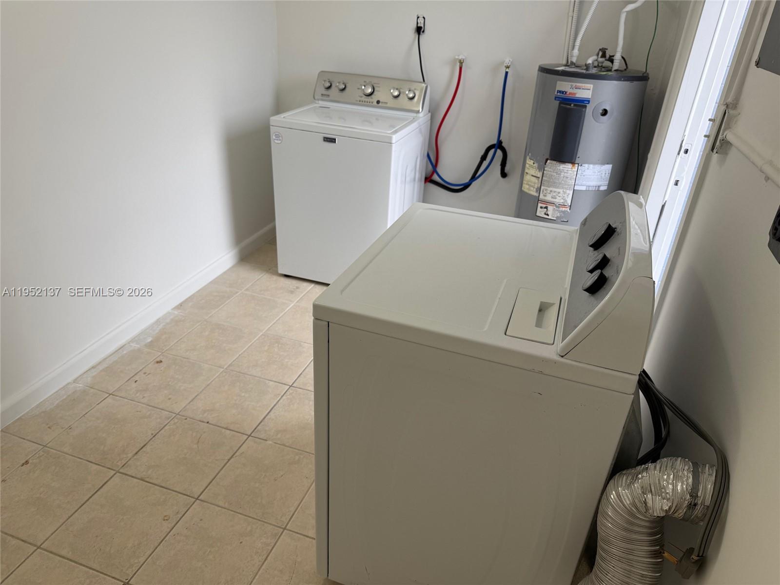 15860 SW 102th Pl Miami, FL 33157