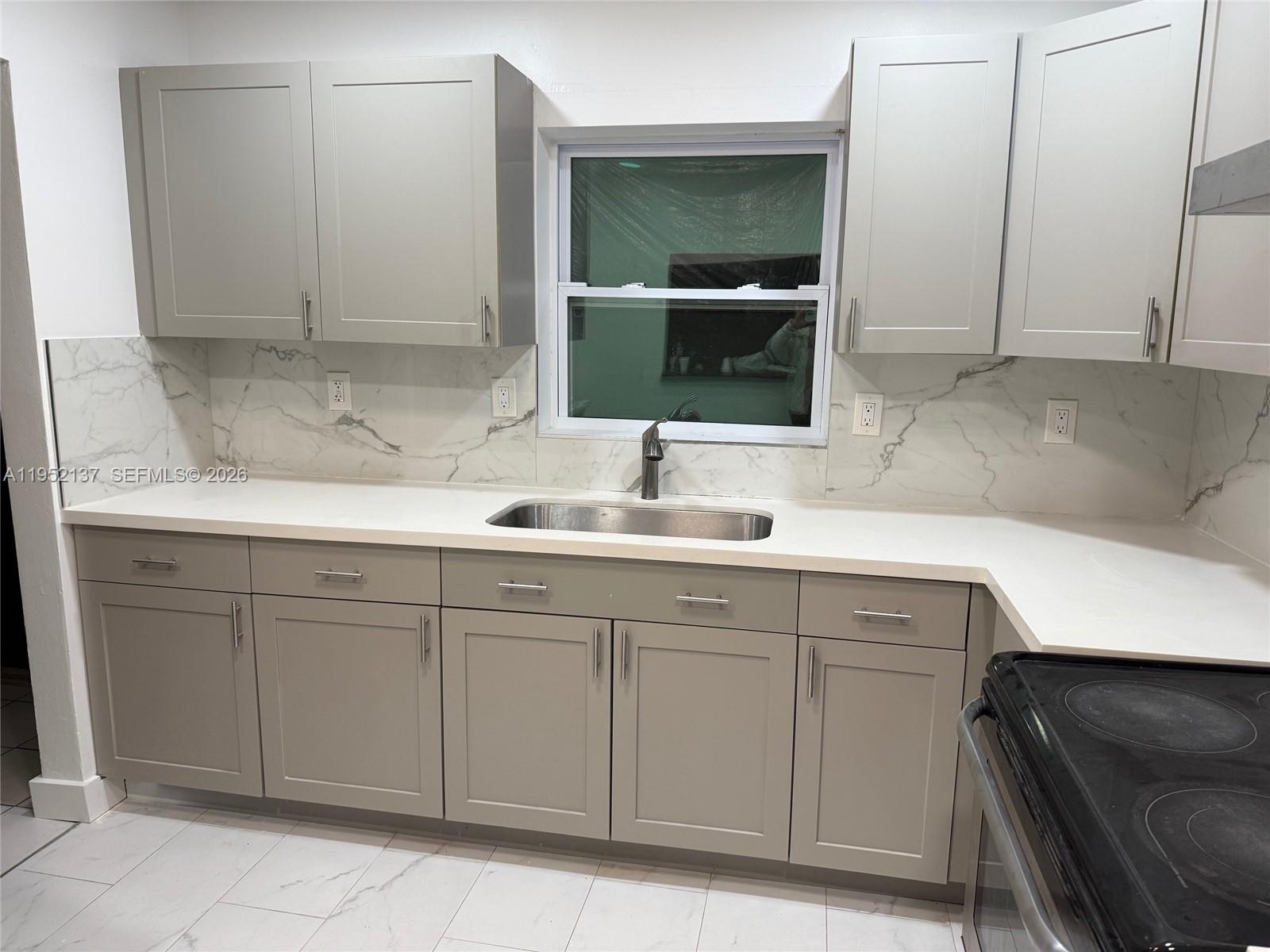 15860 SW 102th Pl Miami, FL 33157