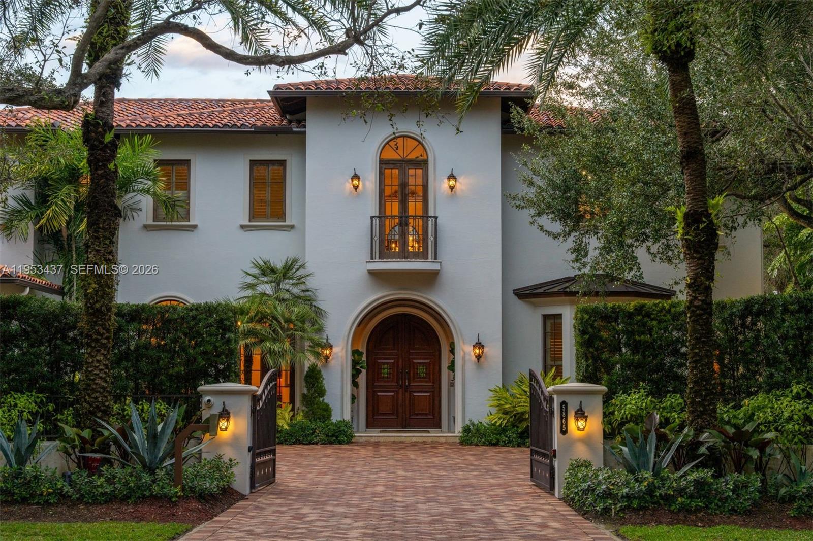 5865 SW 96th St Pinecrest, FL 33156