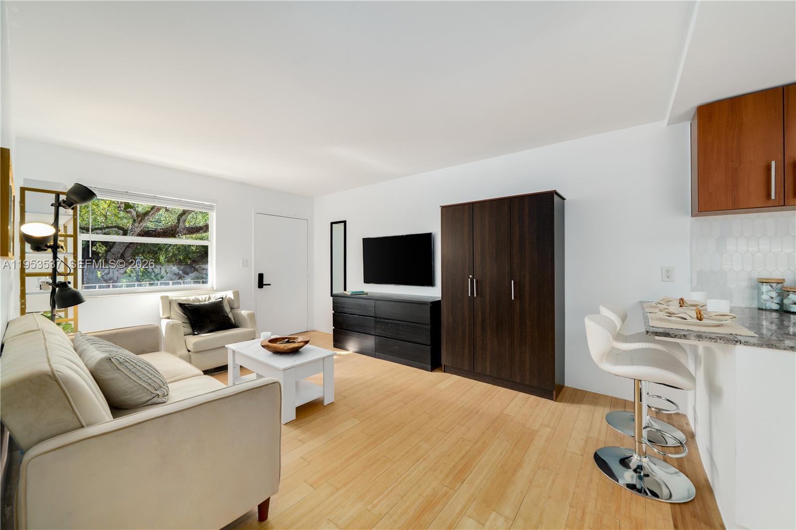 651 NE 60th St #25 Miami, FL 33137