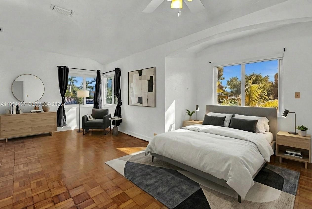 1524 Biarritz Dr Miami Beach, FL 33141