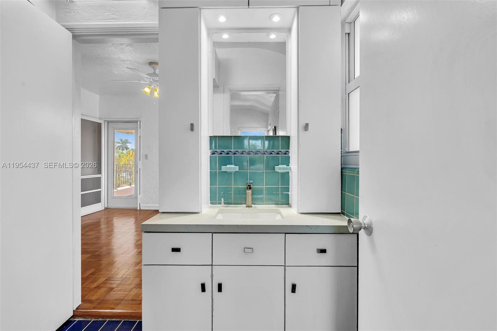 1524 Biarritz Dr Miami Beach, FL 33141