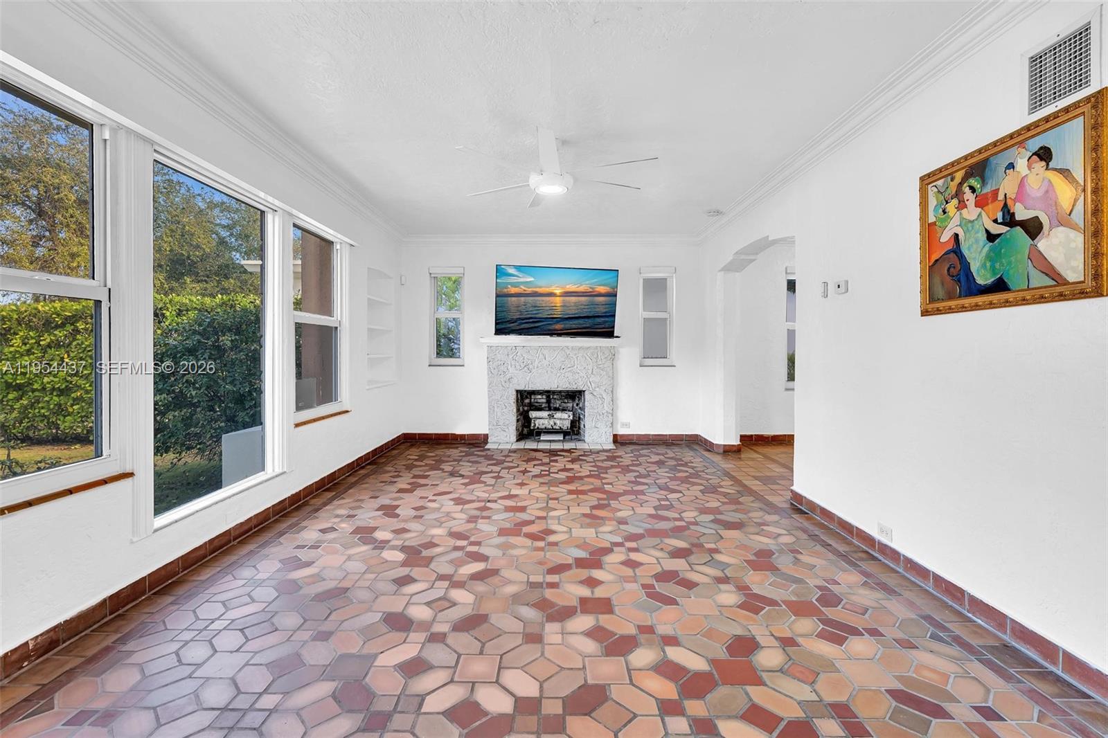 1524 Biarritz Dr Miami Beach, FL 33141