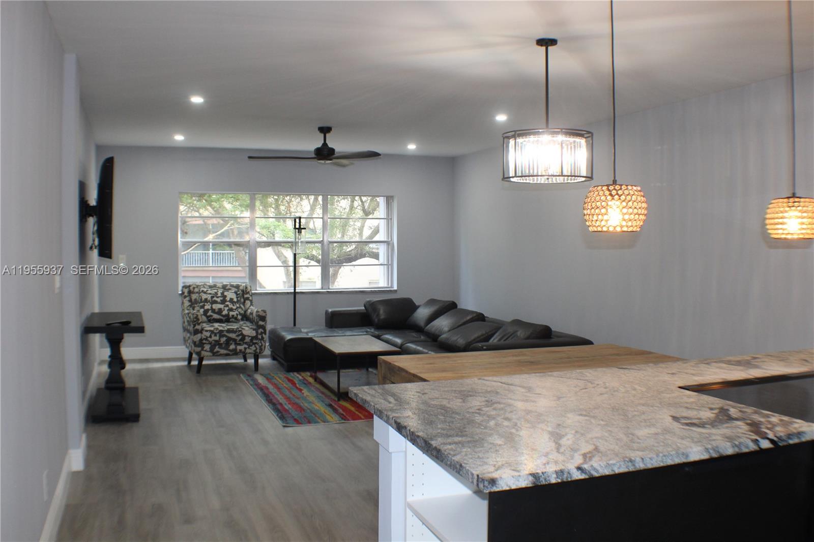 6731 Cypress Rd #205