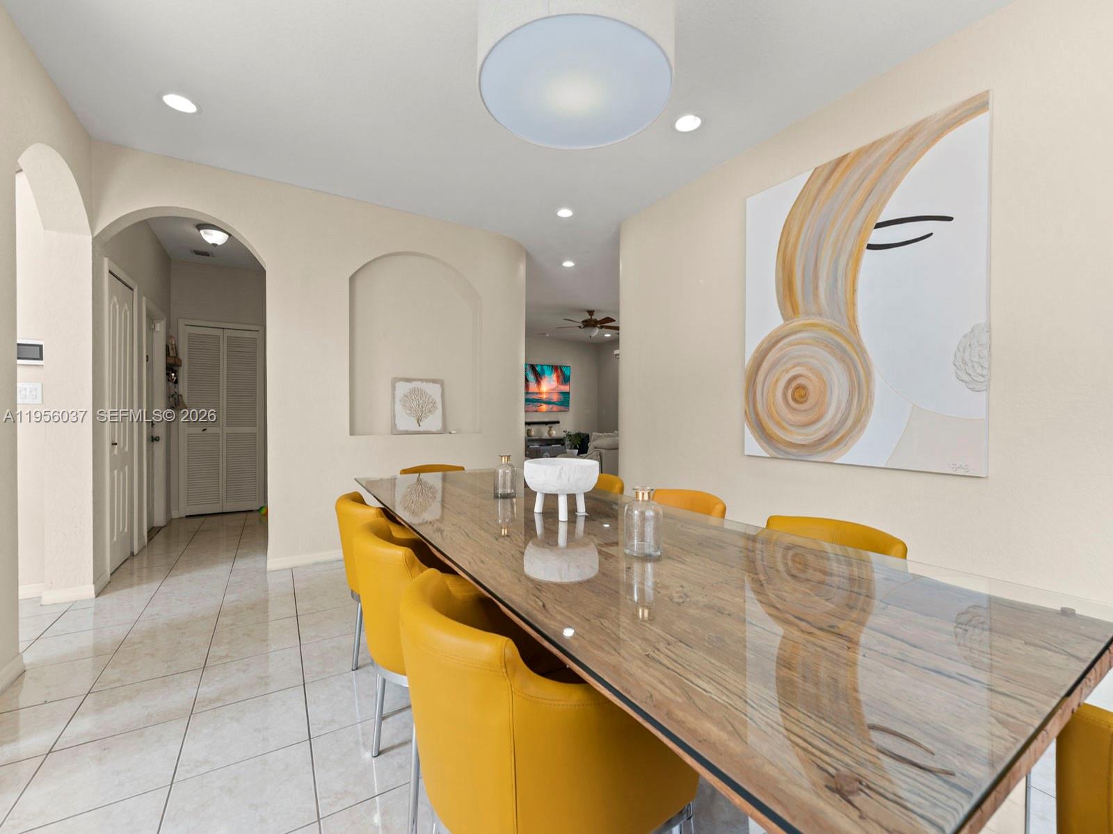 15383 SW 23rd St Miami, FL 33185