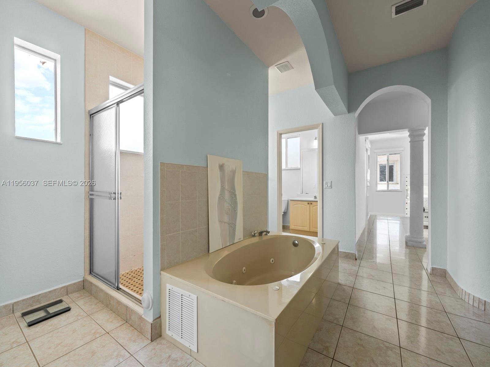 15383 SW 23rd St Miami, FL 33185