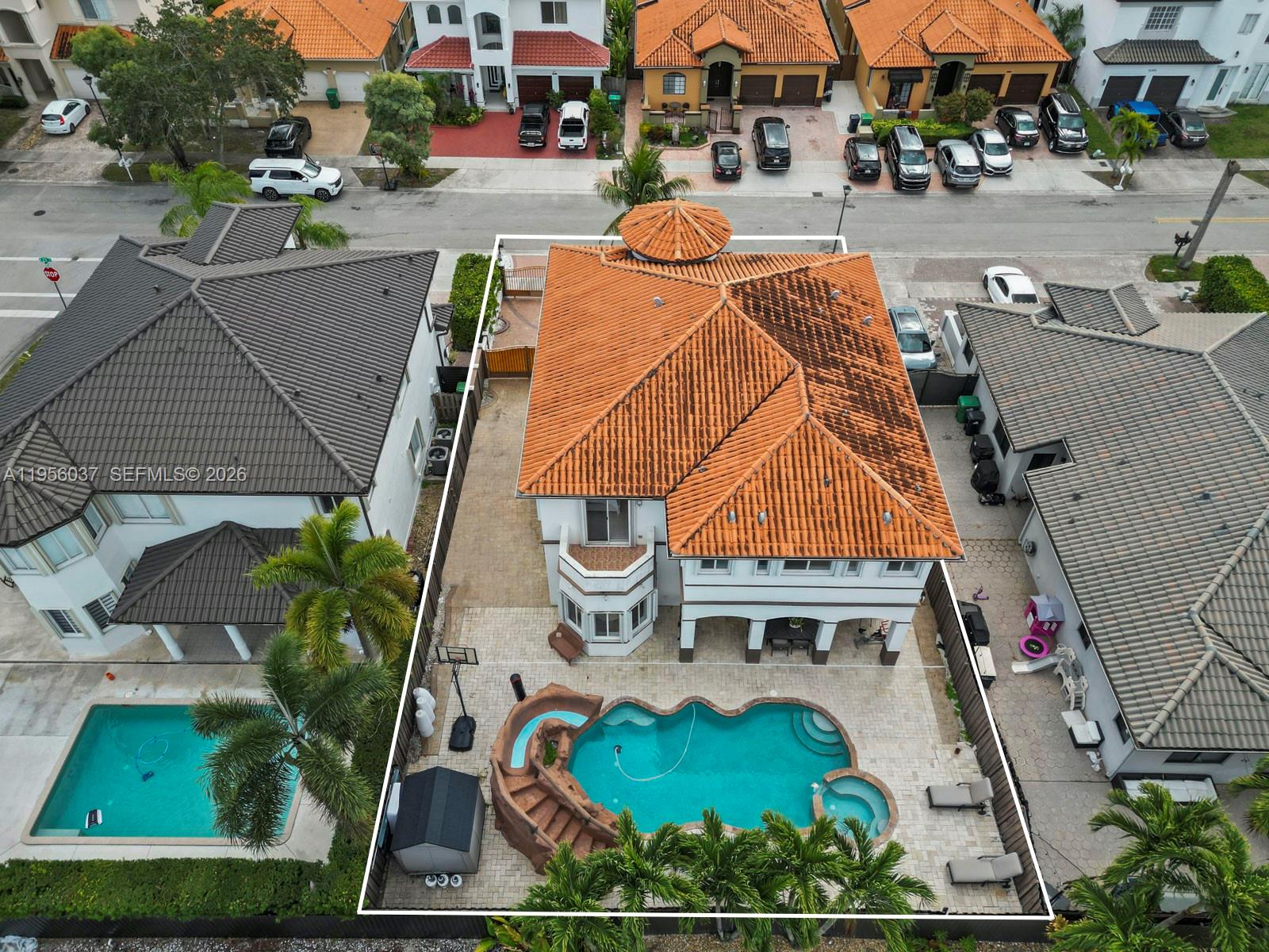 15383 SW 23rd St Miami, FL 33185