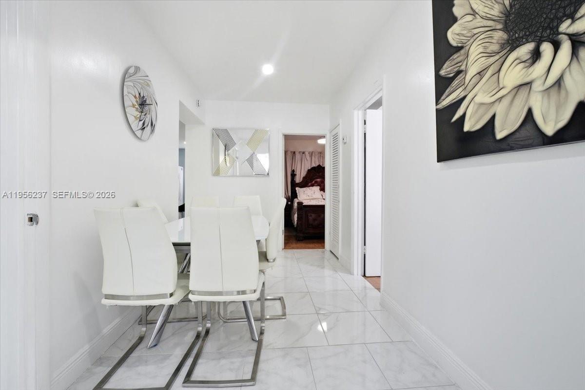 3554 SW 26th St Miami, FL 33133