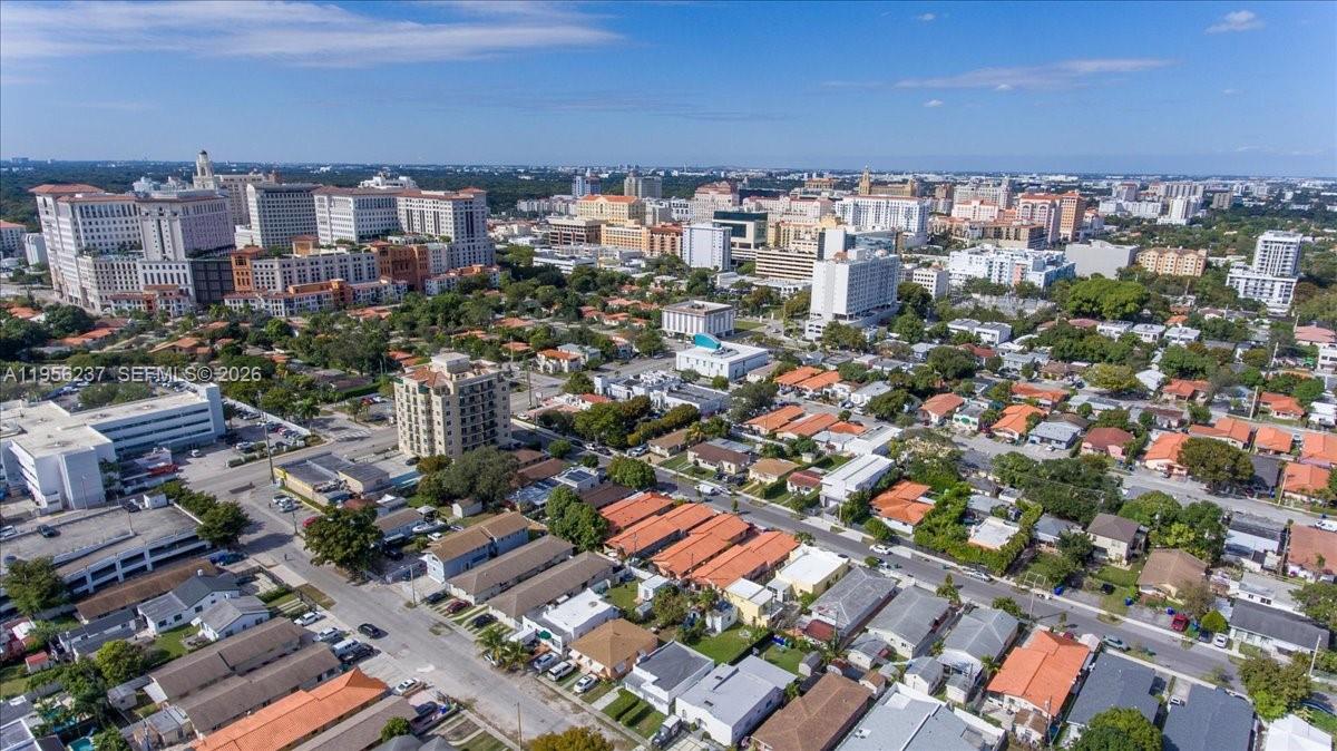 3554 SW 26th St Miami, FL 33133