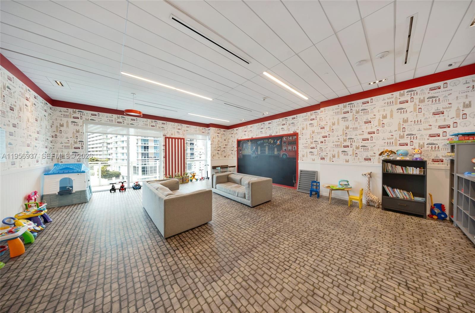 image The Bond on Brickell33