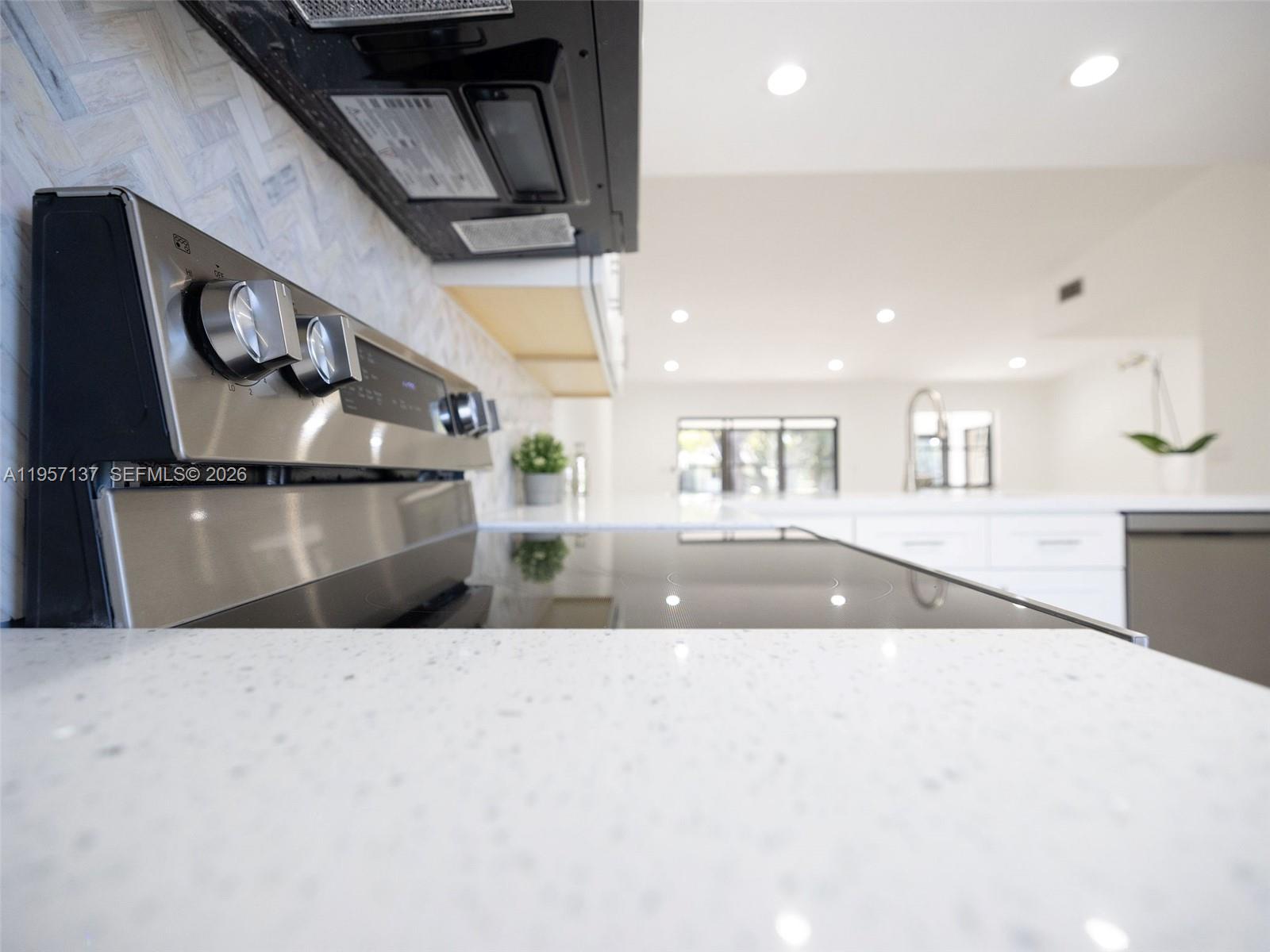 10988 Lake Front Pl Boca Raton, FL 33498