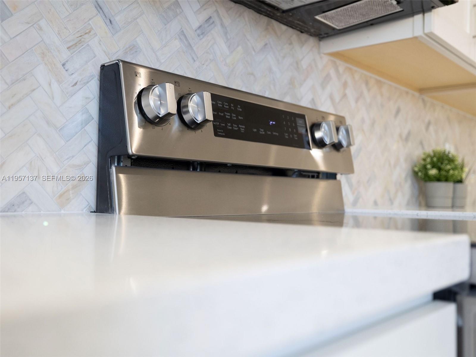 10988 Lake Front Pl Boca Raton, FL 33498