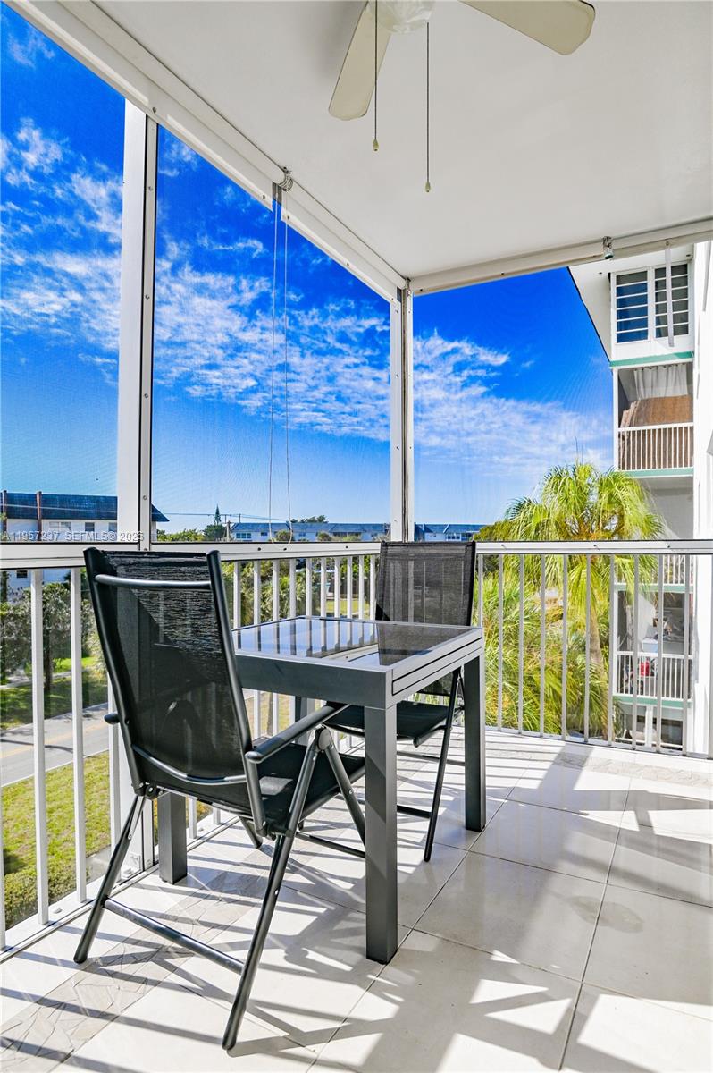 4751 NW 21st St #401 Lauderhill, FL 33313