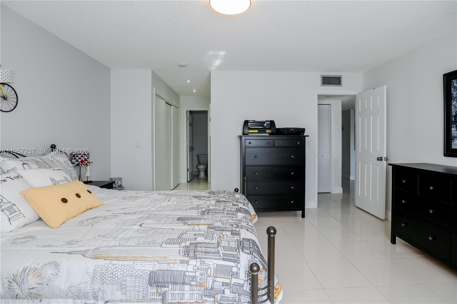 4751 NW 21st St #401 Lauderhill, FL 33313