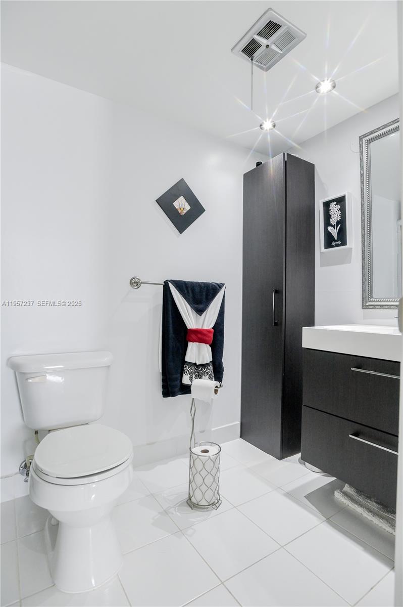 4751 NW 21st St #401 Lauderhill, FL 33313