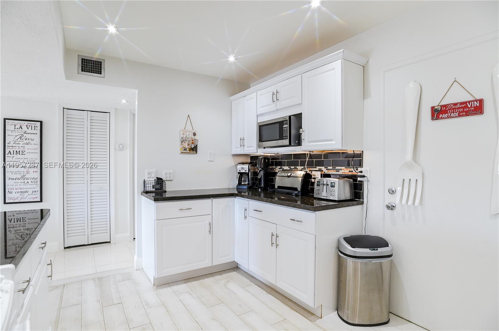 4751 NW 21st St #401 Lauderhill, FL 33313