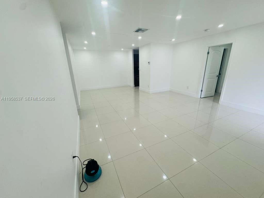 5114 SW 133rd Ct Dr #A Miami, FL 33175