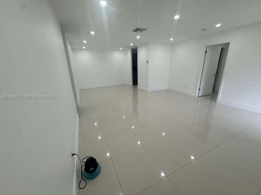 5114 SW 133rd Ct Dr #A Miami, FL 33175