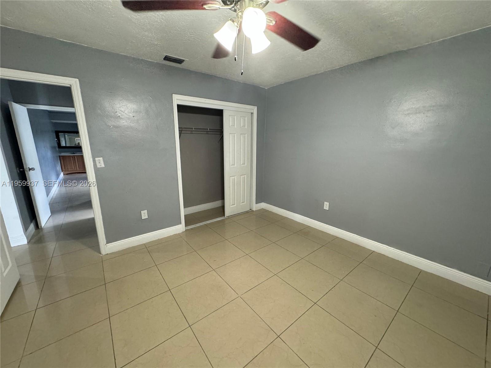 8521 NW 25th Ct Sunrise, FL 33322