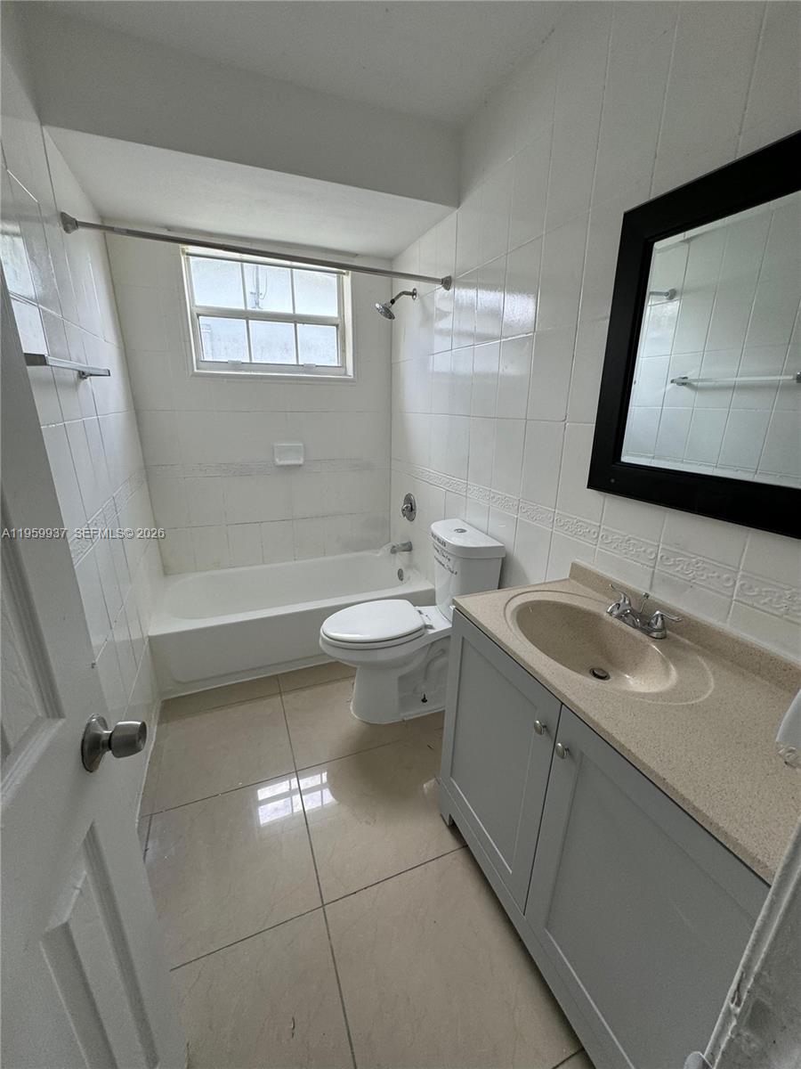 8521 NW 25th Ct Sunrise, FL 33322