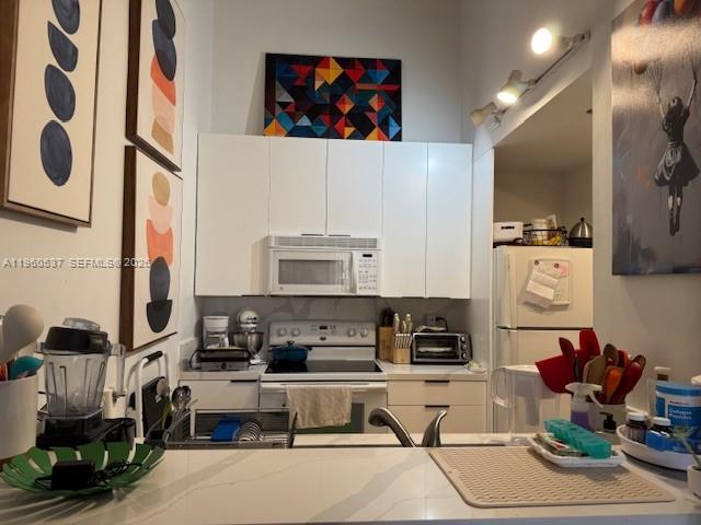 image Brickell Key Two10