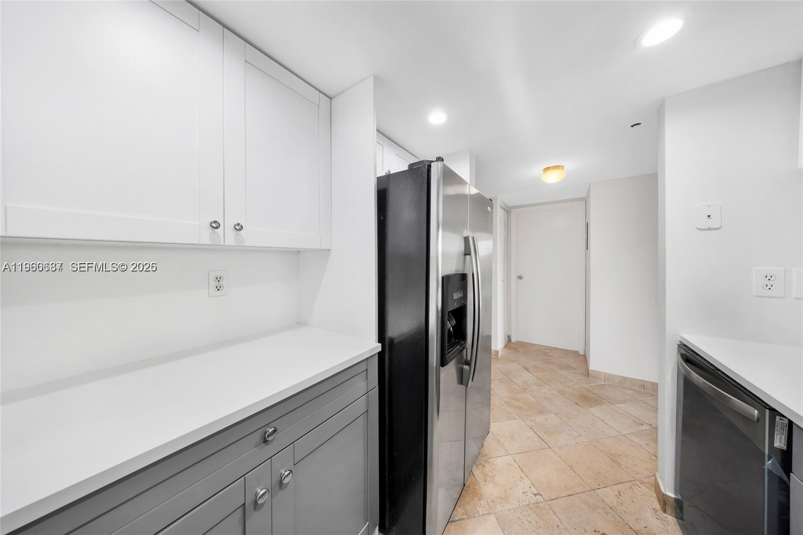 7601 E Treasure Dr #510 North Bay Village, FL 33141