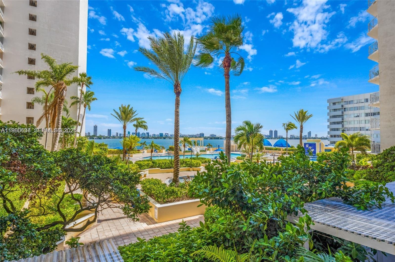 7601 E Treasure Dr #510 North Bay Village, FL 33141