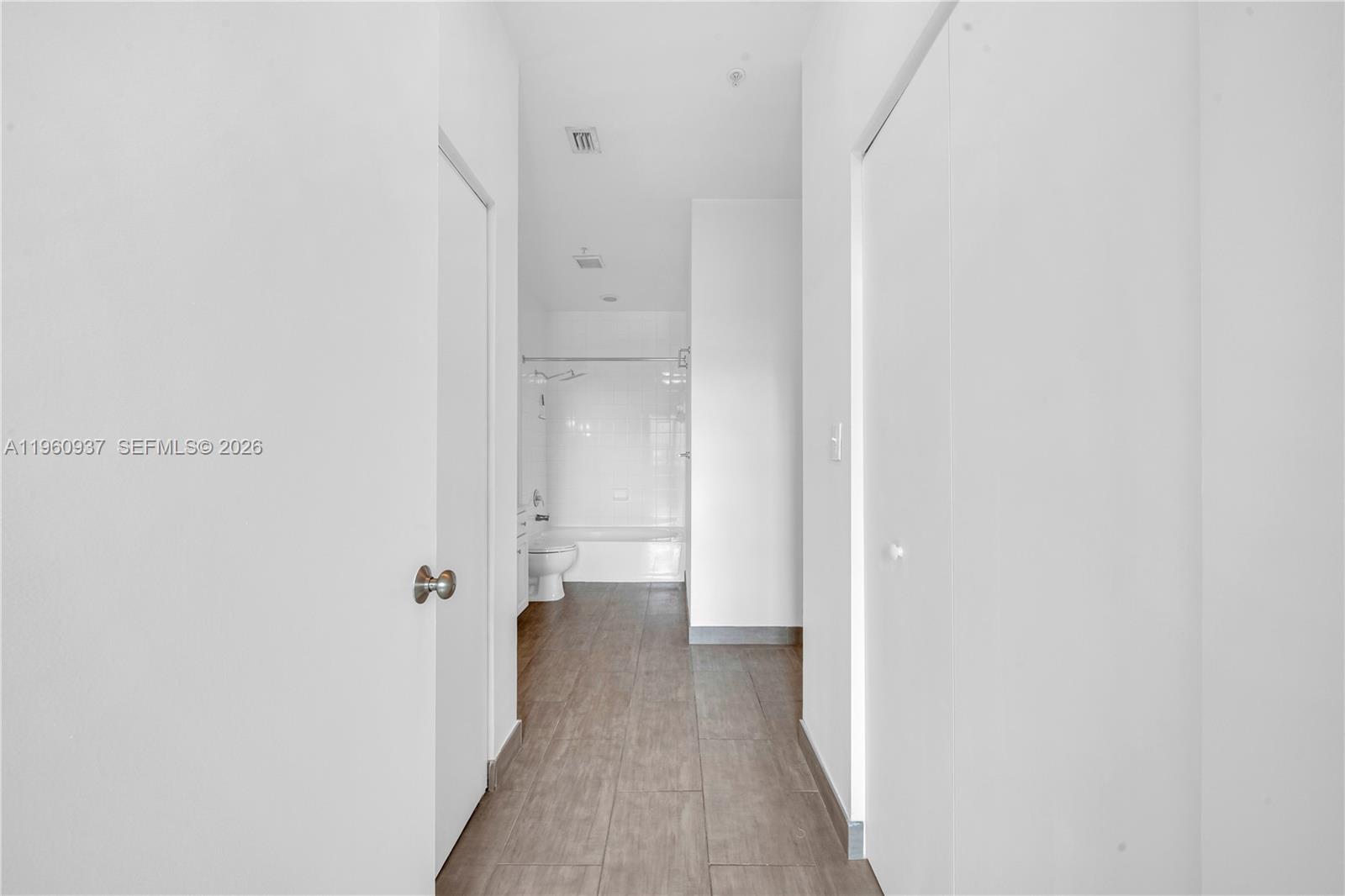 image Cite on the Bay West14