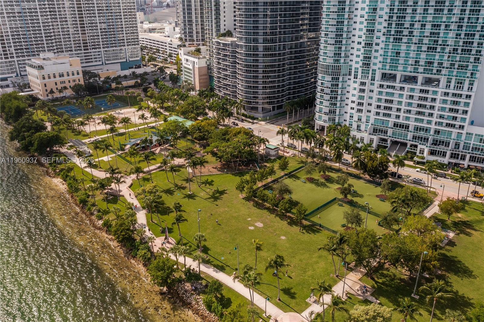 image Cite on the Bay West23