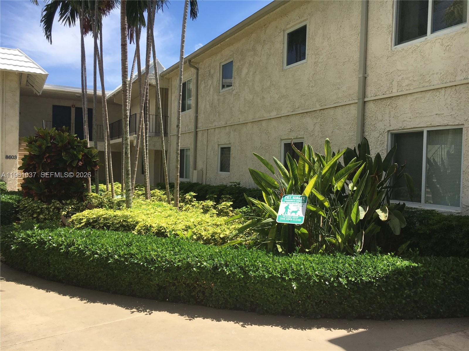 8609 SW 68th Ct #2 Pinecrest, FL 33143