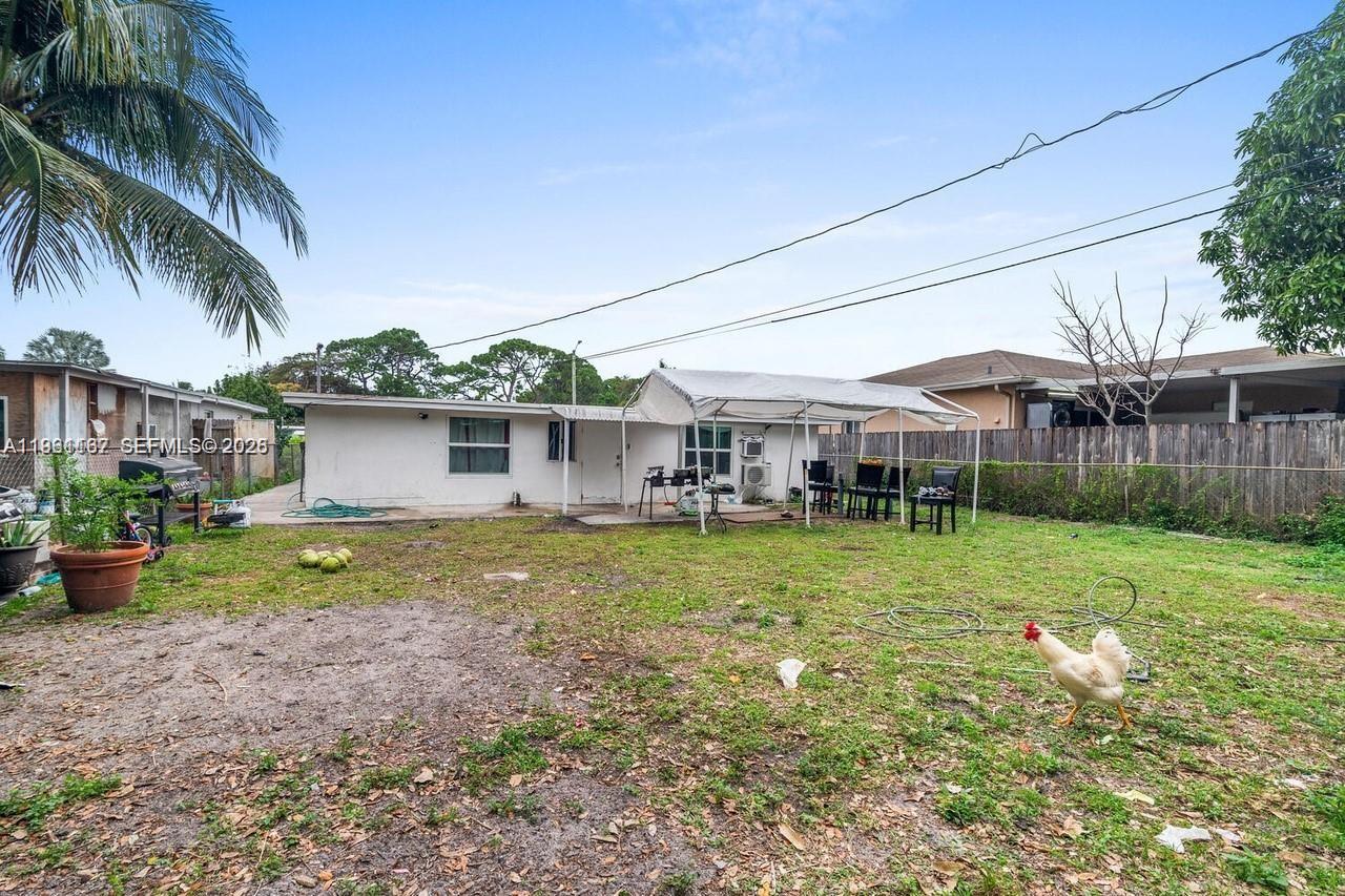 1150 SW 24th Ave Fort Lauderdale, FL 33312