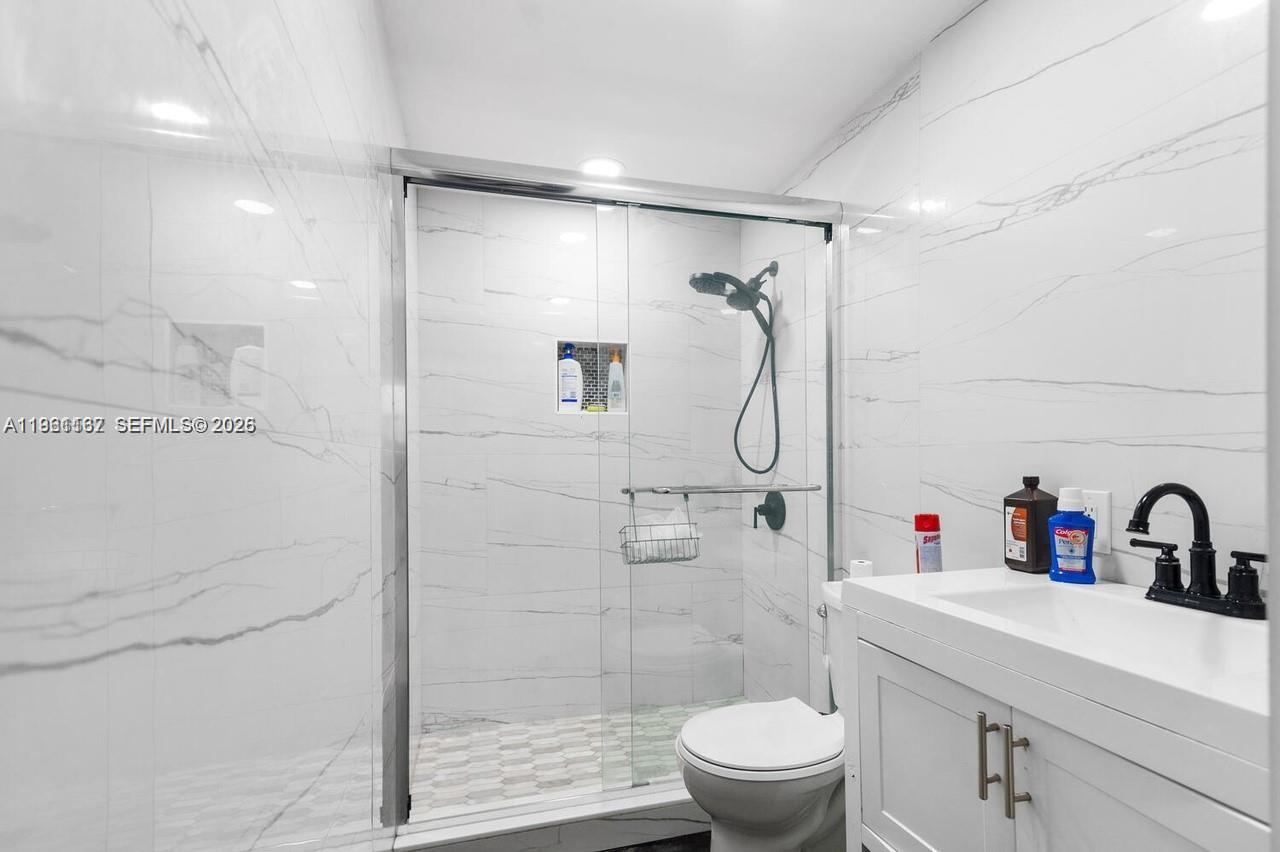 1150 SW 24th Ave Fort Lauderdale, FL 33312