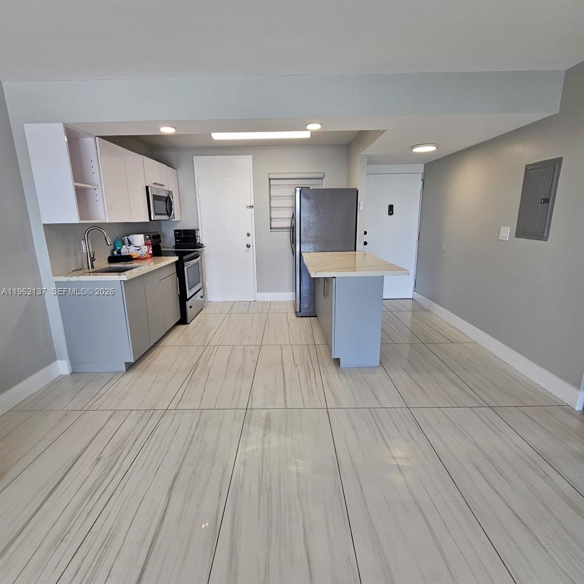 15600 NW 7th Ave #703