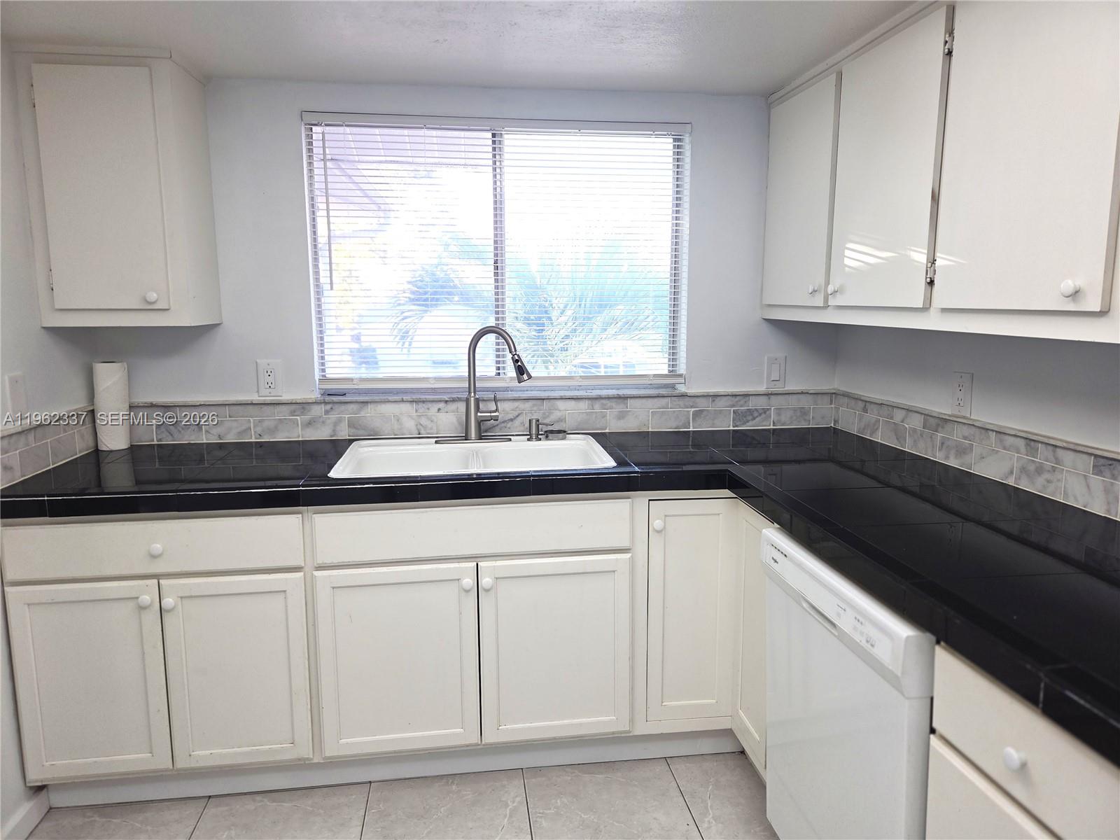 203 SE 15th Pl #214 Other, FL 33990