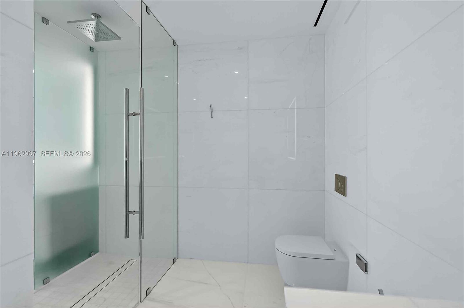 300 Biscayne Blvd Way #4901E Miami, FL 33131