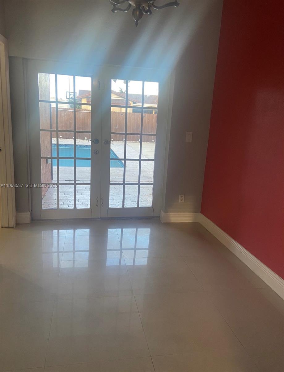 19763 SW 124th Ave Miami, FL 33177