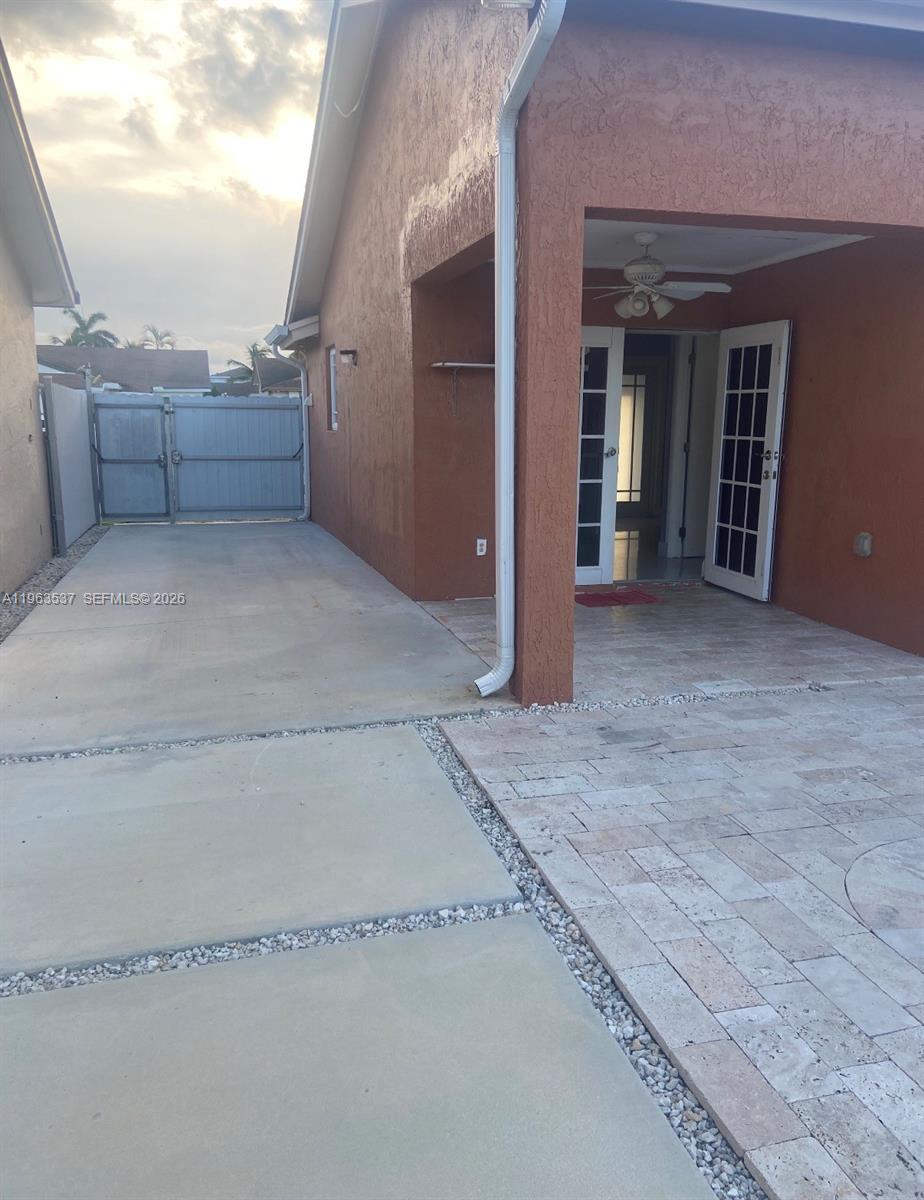 19763 SW 124th Ave Miami, FL 33177