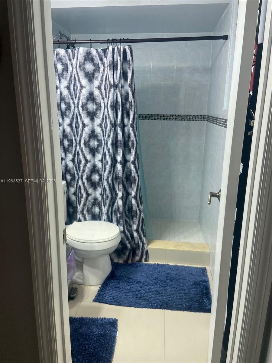 19763 SW 124th Ave Miami, FL 33177