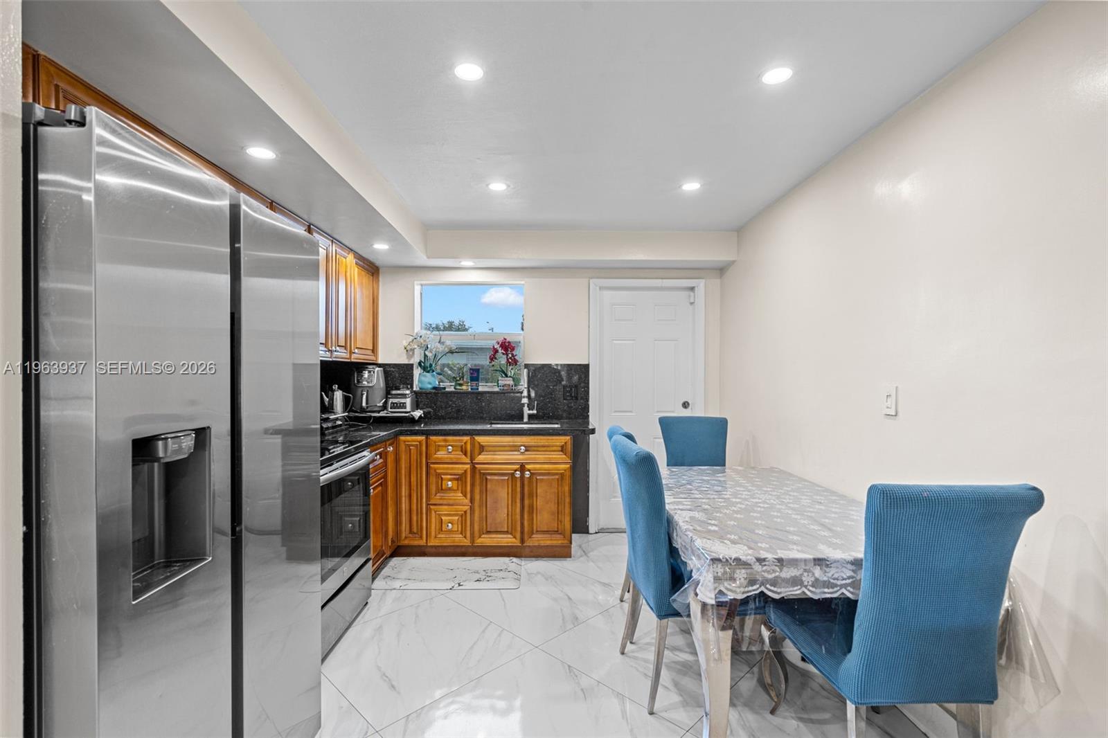 6233 Rodman St Hollywood, FL 33023