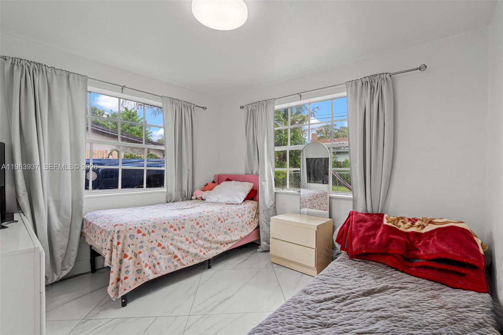 6233 Rodman St Hollywood, FL 33023