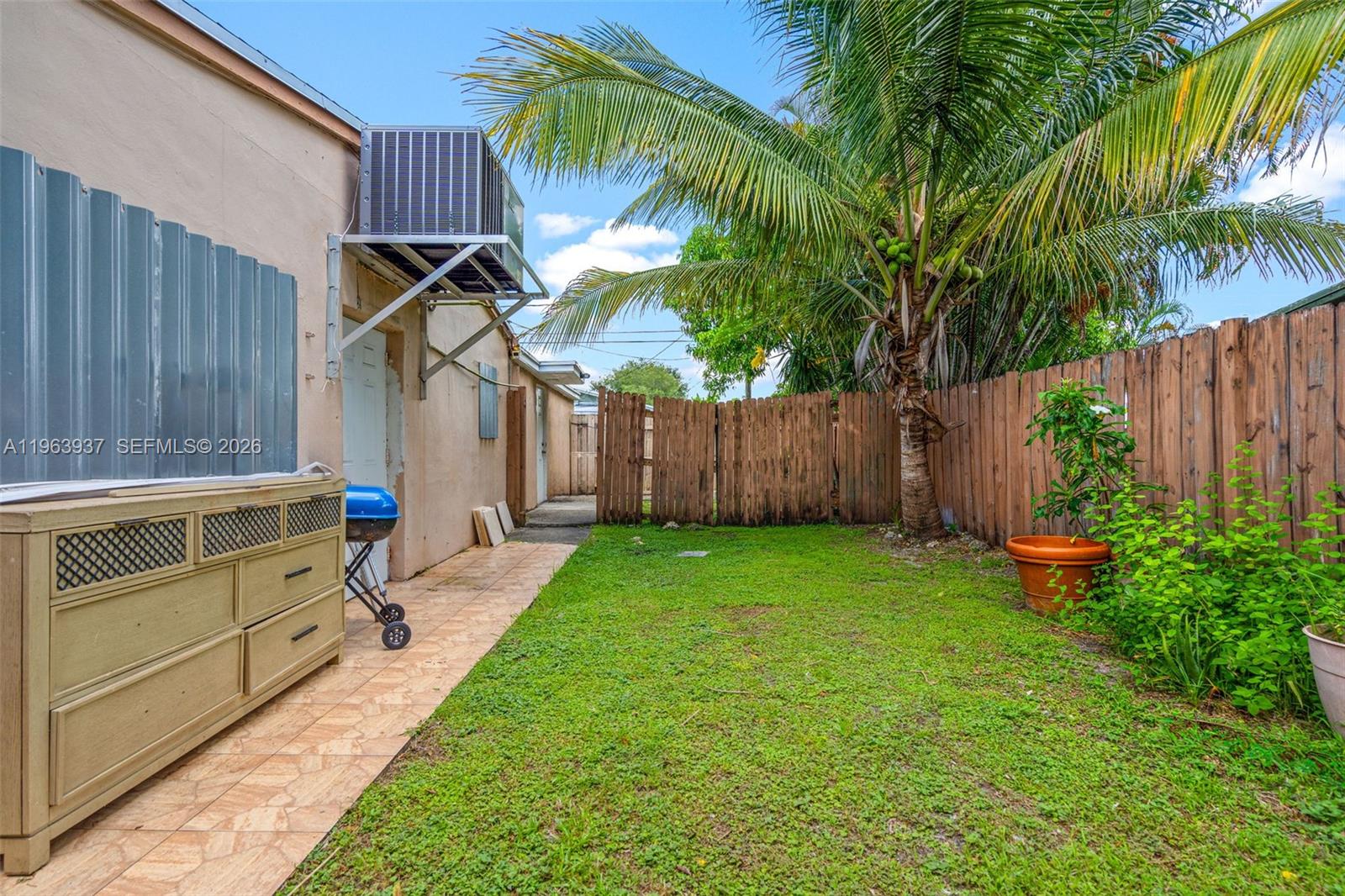 6233 Rodman St Hollywood, FL 33023