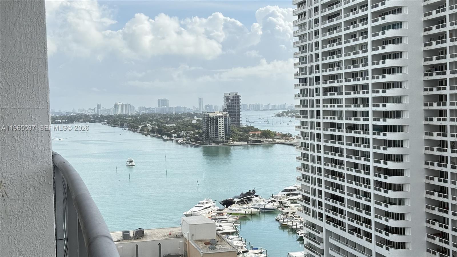 1750 N Bayshore Dr #1908